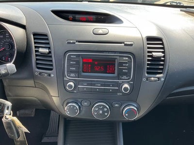 2016 Kia Forte 5-Door LX
