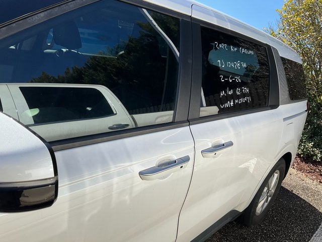 2022 Kia Carnival LXS