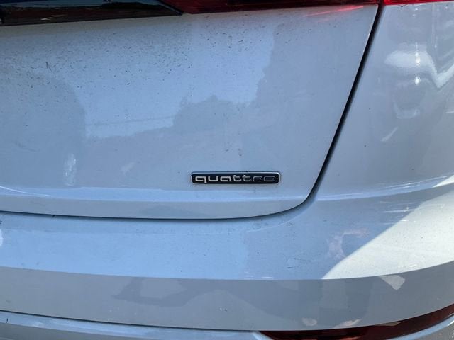 2020 Audi Q8 Premium Plus