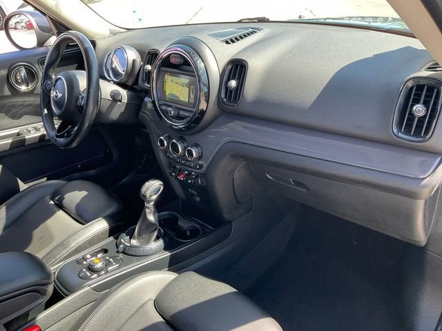 2017 MINI Countryman Cooper